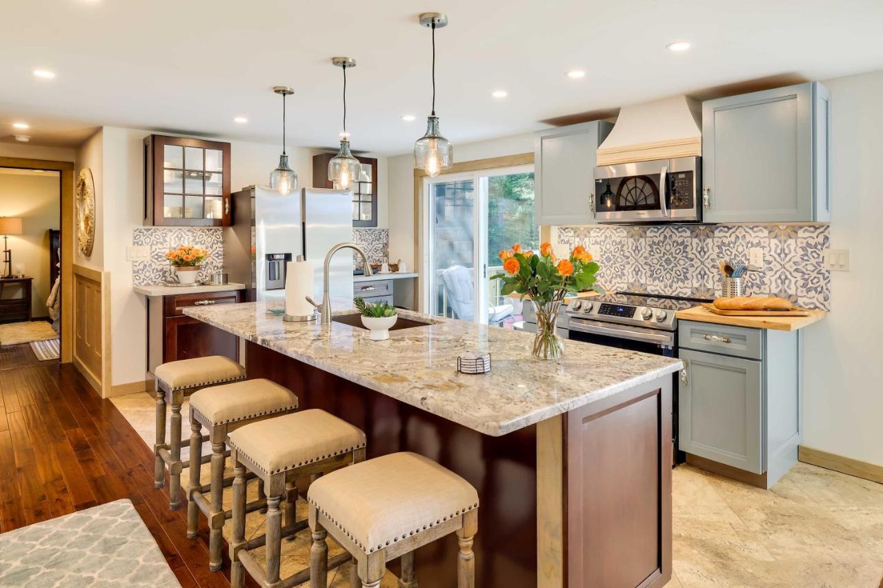 Luxury Pocono House With Private Sunset Holiday home Pocono Summit