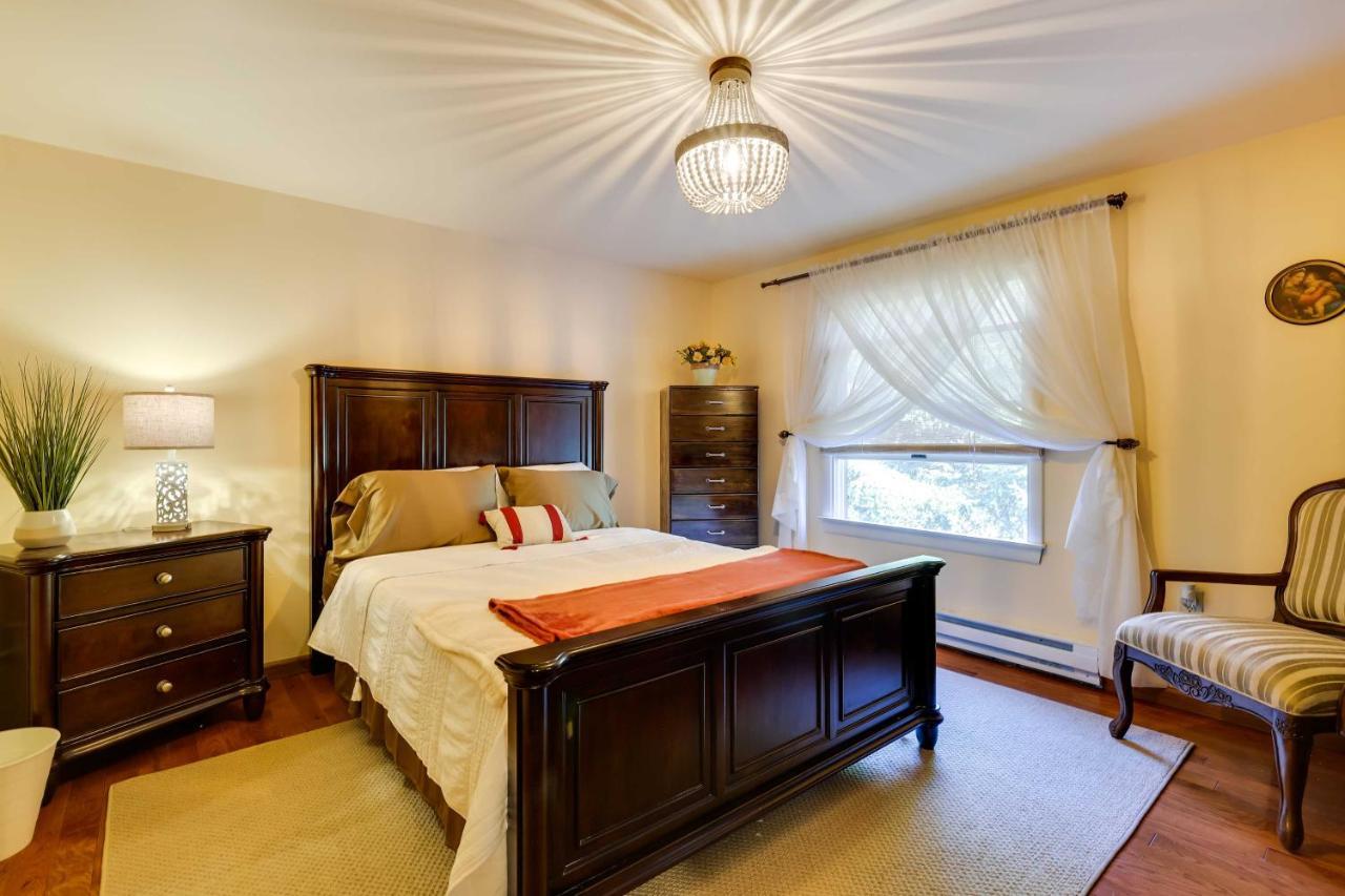 Holiday home Luxury Pocono House With Private Sunset