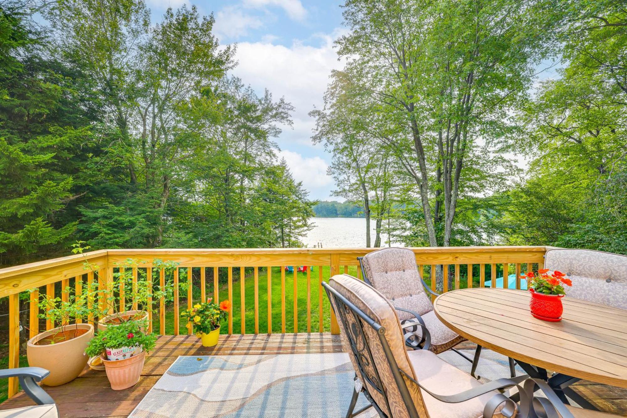 Holiday home Luxury Pocono House With Private Sunset